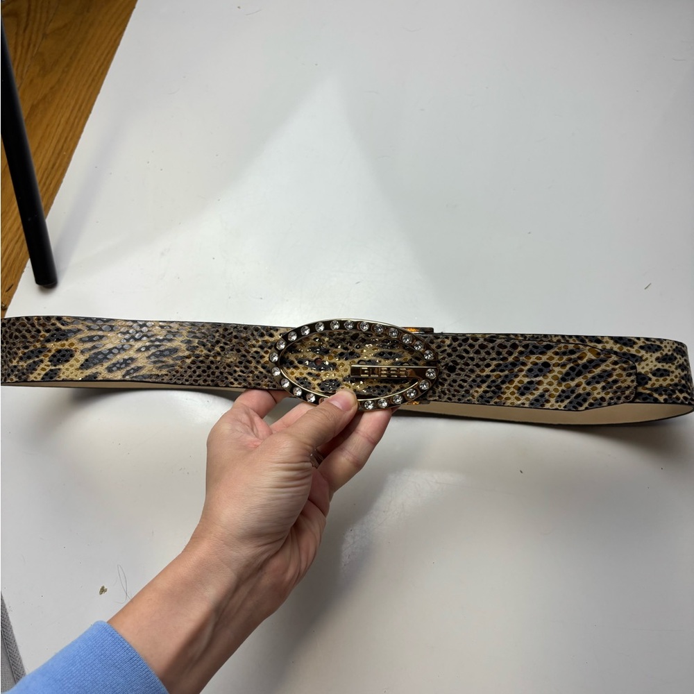 Guess vintage snake print leather belt‎